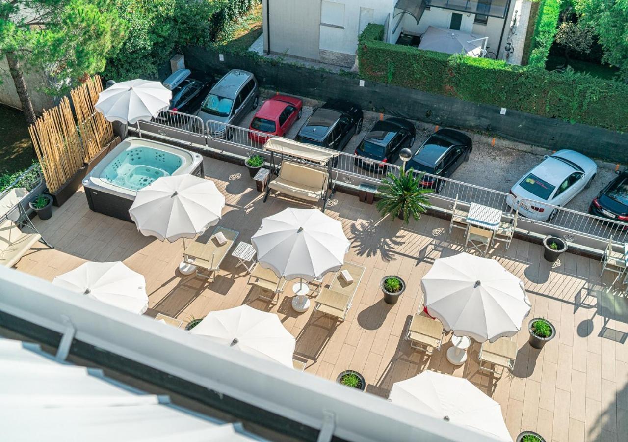Park Hotel Lignano Sabbiadoro Exterior foto