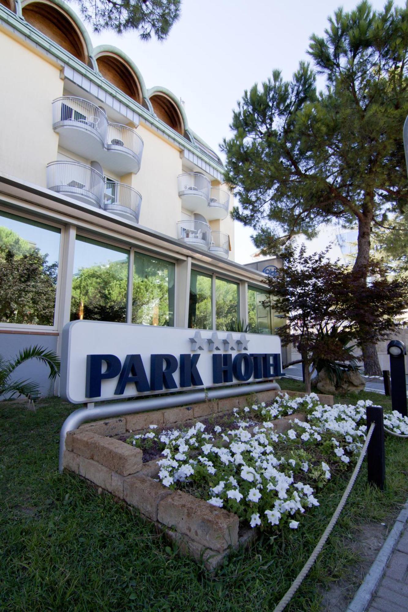 Park Hotel Lignano Sabbiadoro Exterior foto